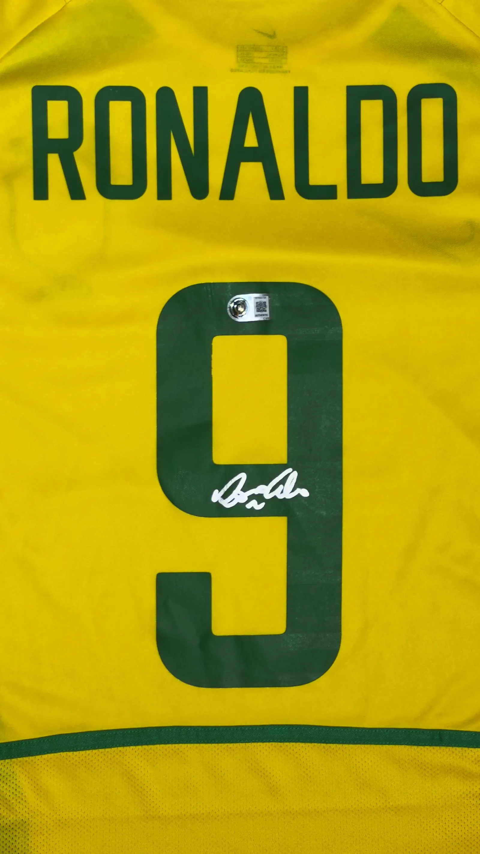 Ronaldo Fenômeno autógrafo – Camisa Brasil 2002, Ronaldo Fenômeno