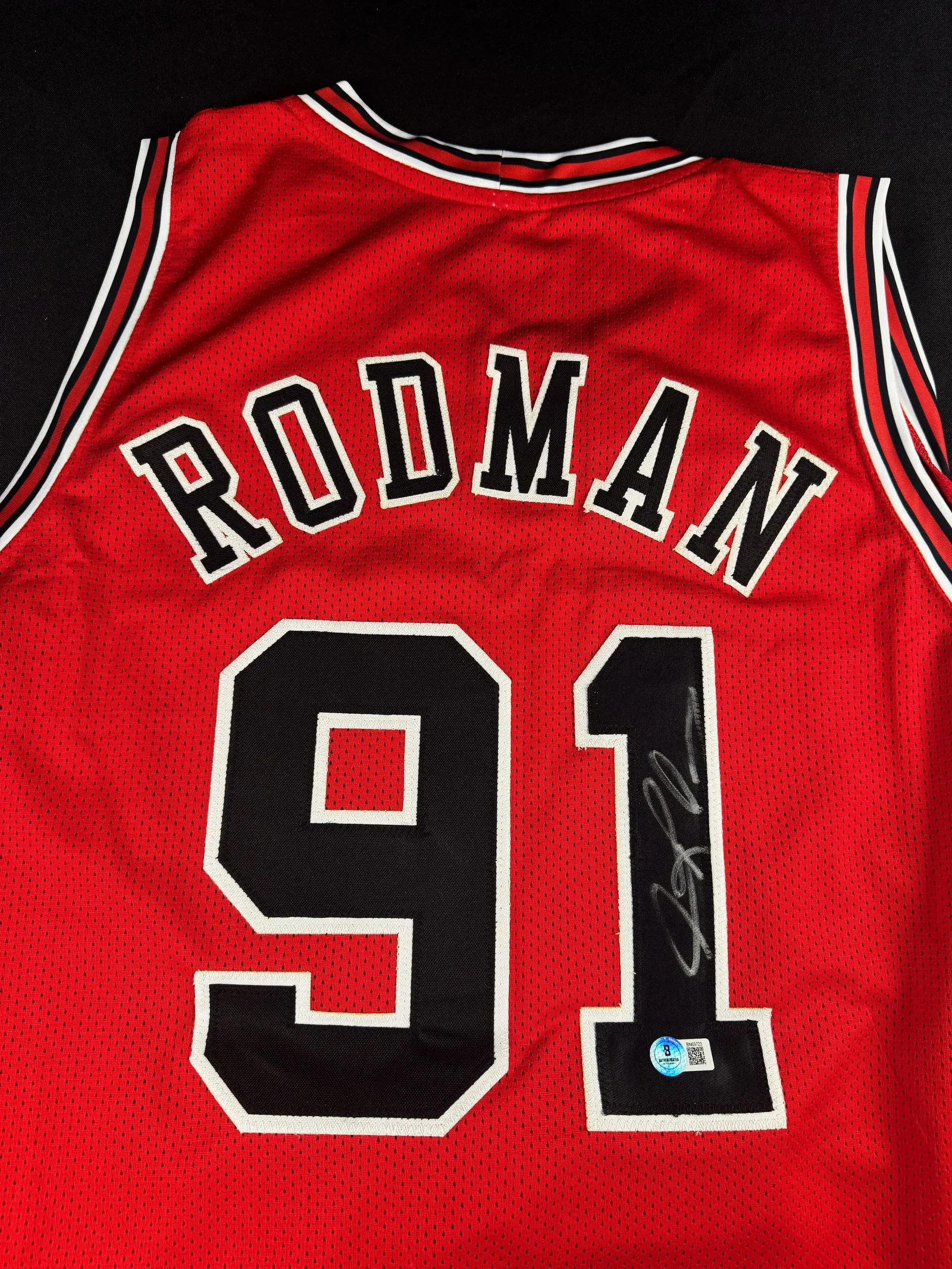 Dennis Rodman autógrafo – camisa de basquetebol da lendária equipe Chicago Bulls, Dennis Rodman