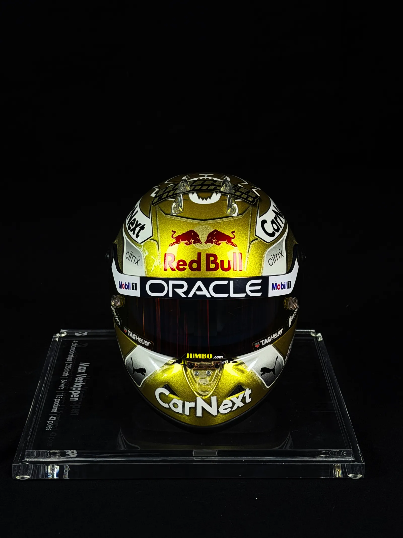 Max Verstappen autógrafo – mini capacete Red Bull dourado, Max Verstappen
