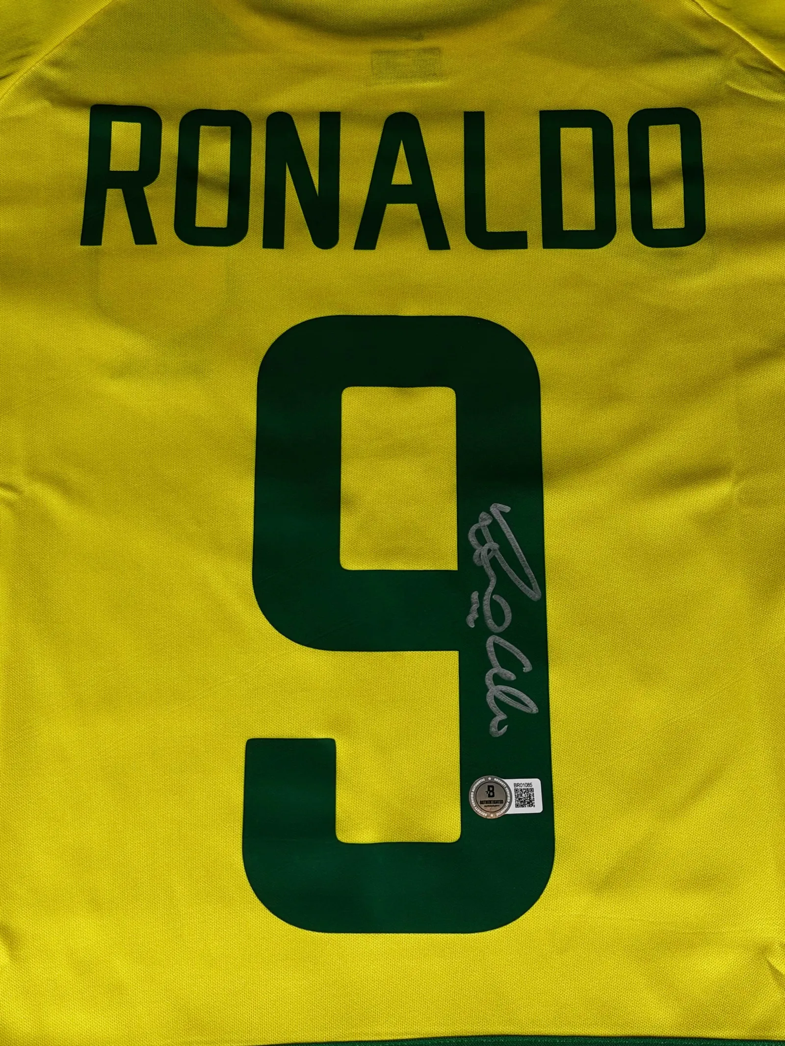 Ronaldo Nazário, "O Fenômeno" autógrafo – camisa amarela da Seleção Brasileira, Ronaldo Fenômeno