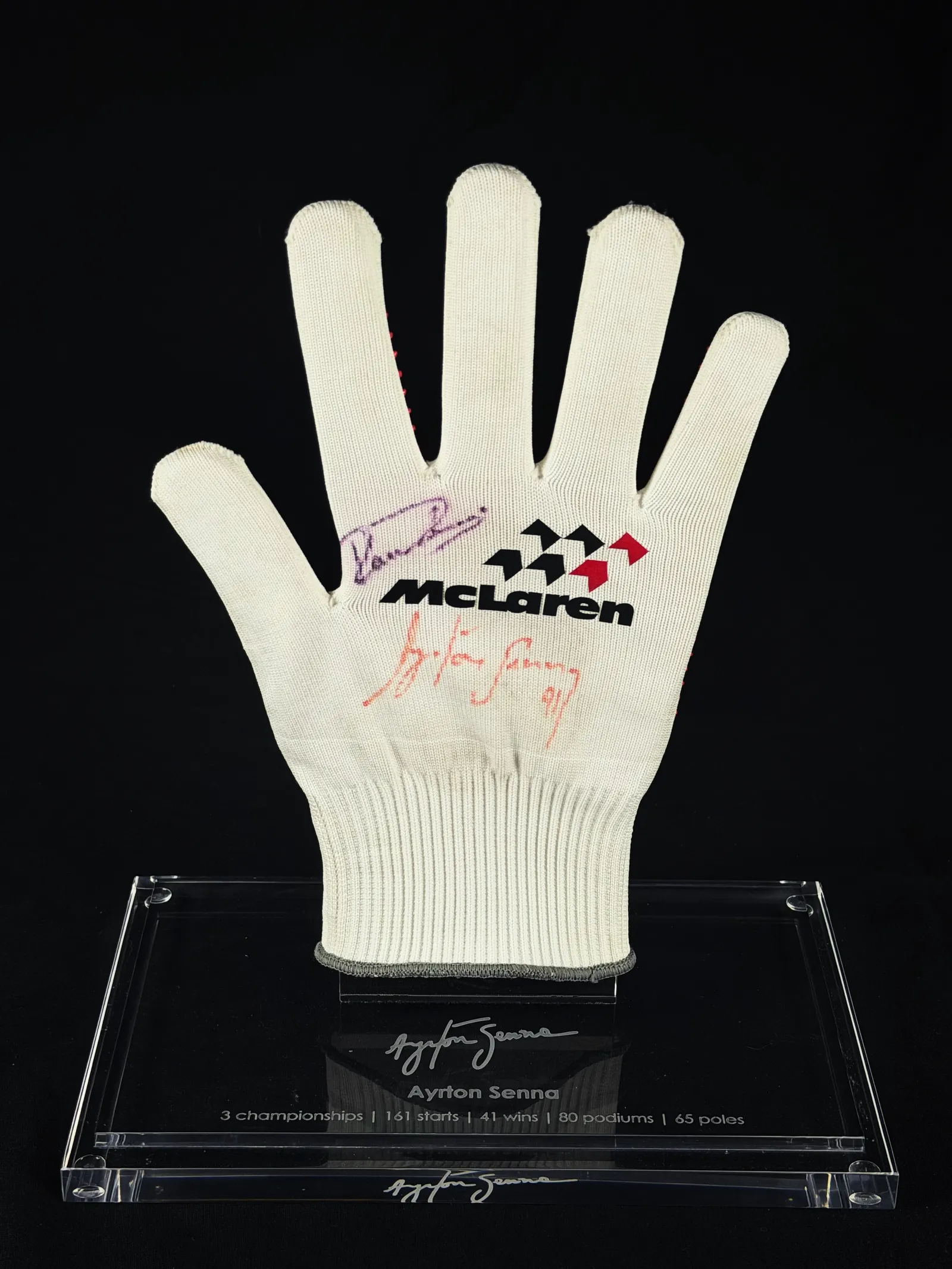 Ayrton Senna – luva McLaren duplamente autografada (Ayrton Senna & Ron Dennis), Ayrton Senna